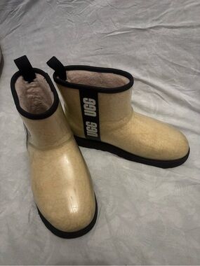 UGG Short Rain Booties in Cream and Black